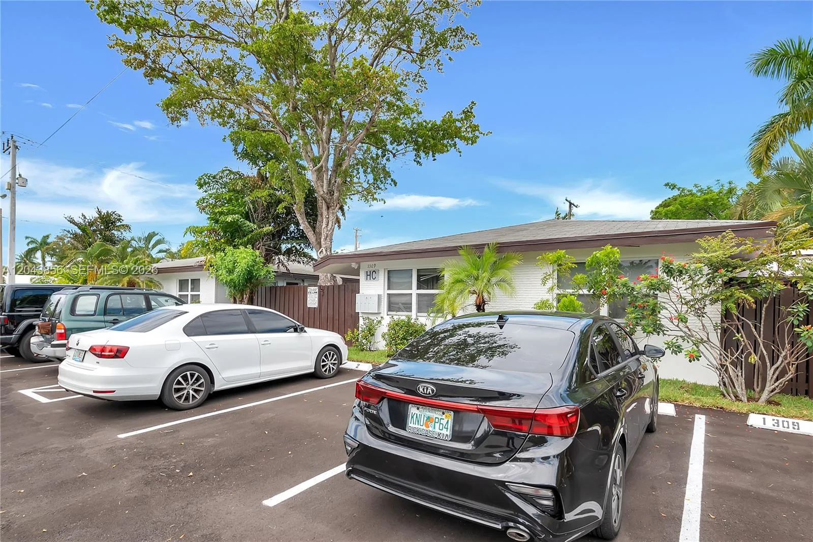 1309 NE 16th Ter # 3, Fort Lauderdale, FL 33304 photo 3