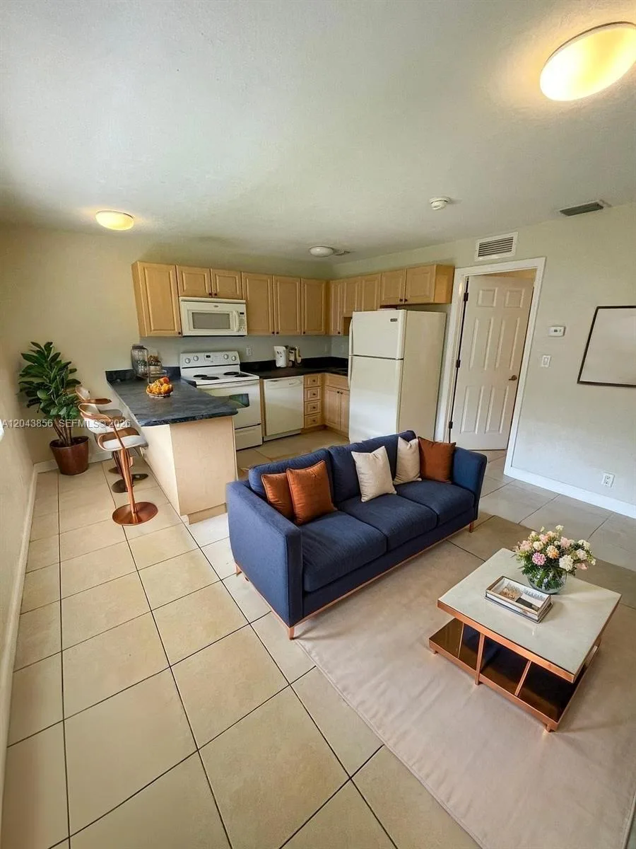1309 NE 16th Ter # 3, Fort Lauderdale, FL 33304 photo 5
