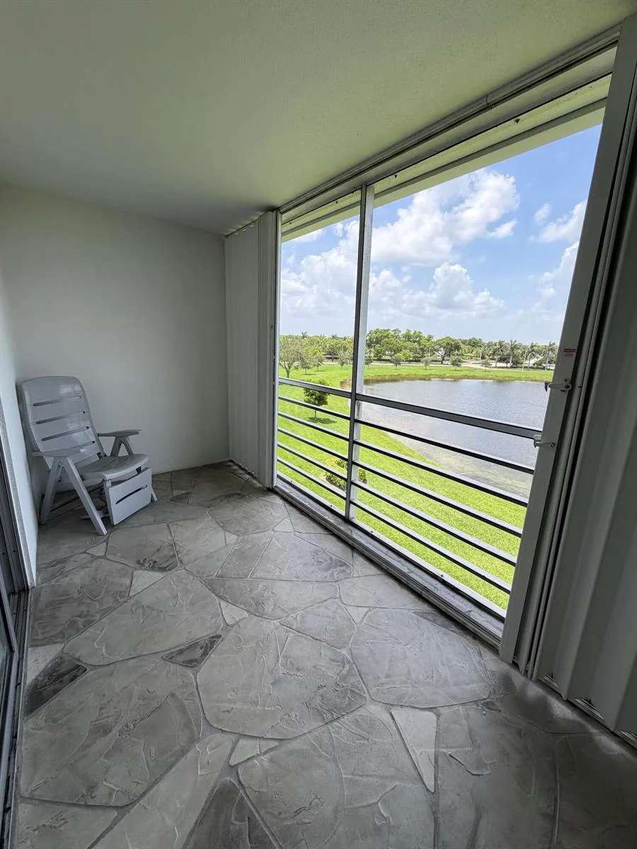 4091 Cornwall E, Boca Raton, FL 33434 photo 12