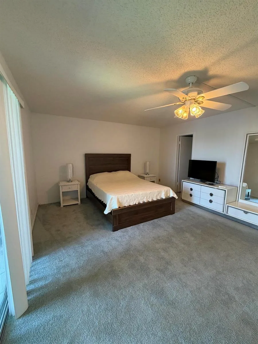 4091 Cornwall E, Boca Raton, FL 33434 photo 9