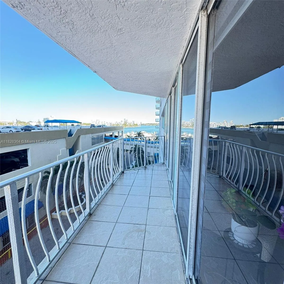 7601 E Treasure Dr # 512, North Bay Village, FL 33141 photo 3