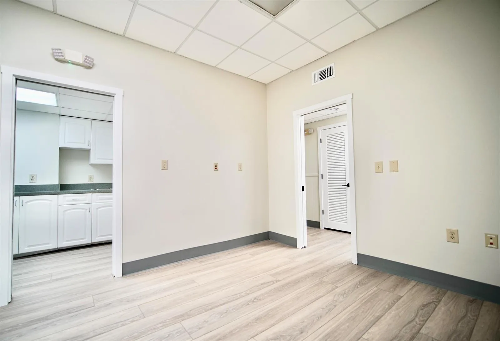 2231 NE 25th Avenue # 1, Pompano Beach, FL 33062
