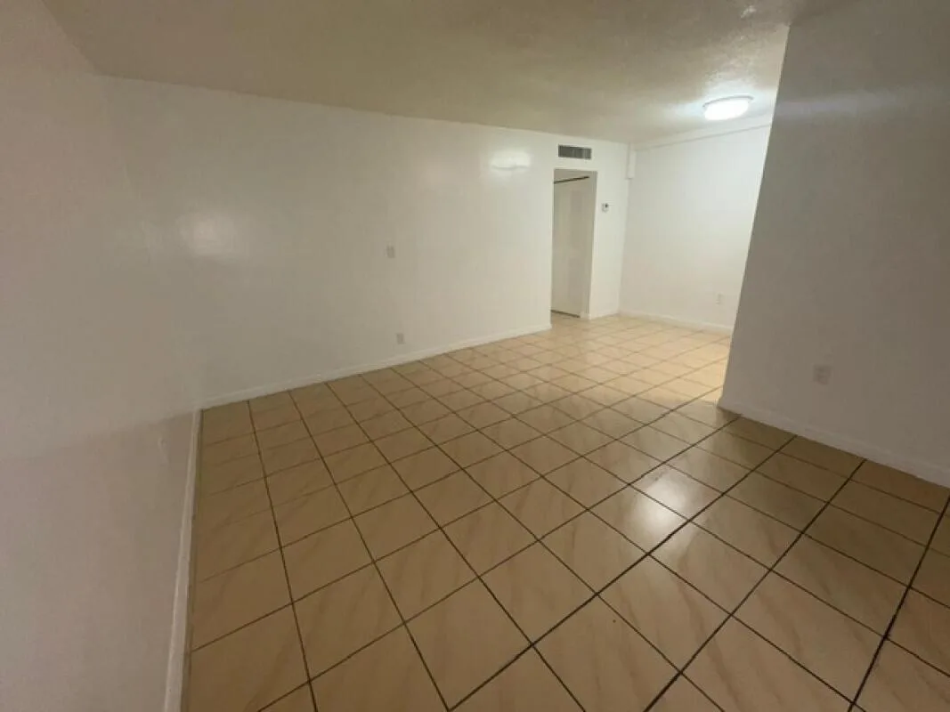 2031 NE 139th Street # 6, North Miami Beach, FL 33181 photo 3