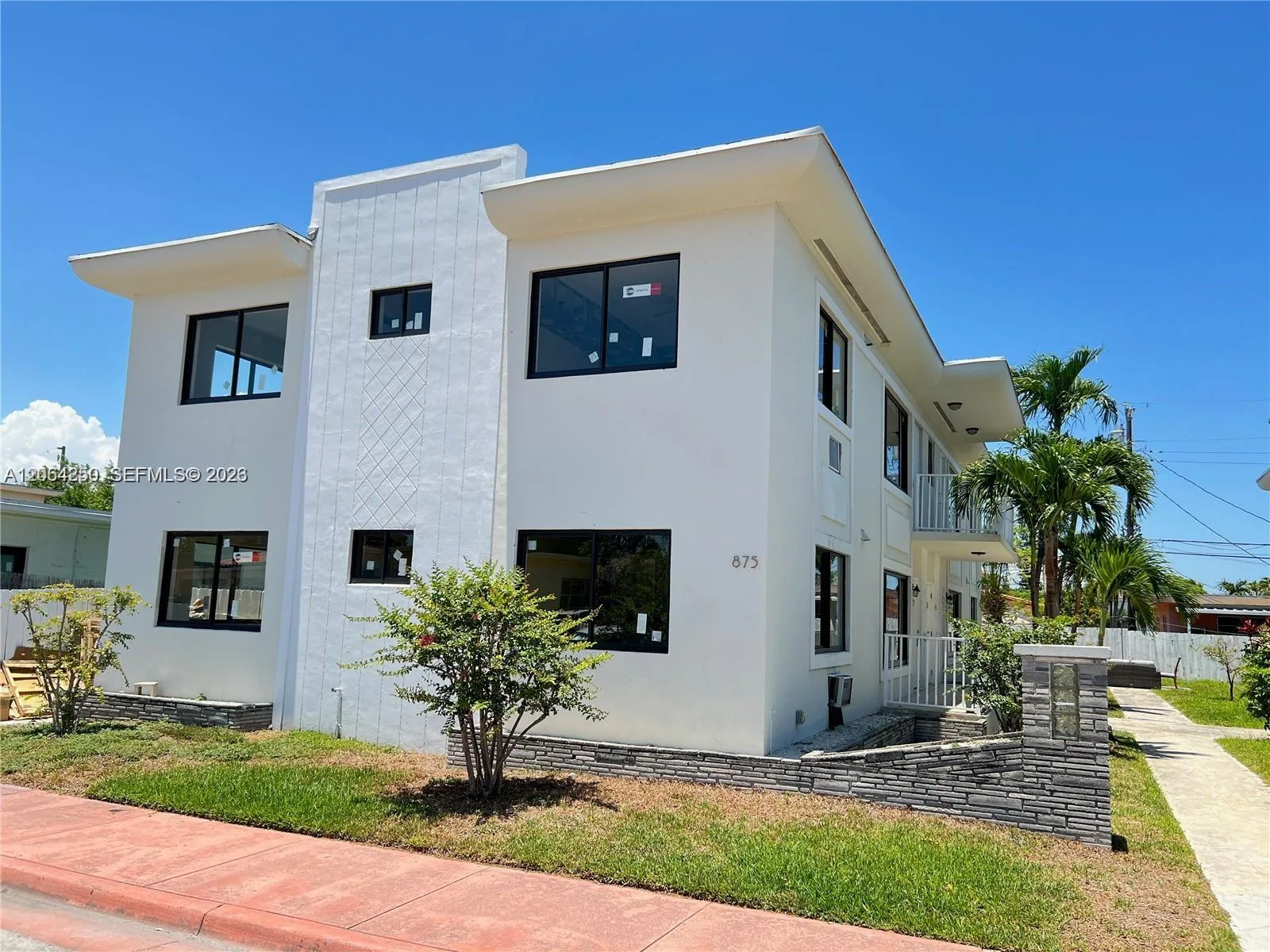 875 80th St # 2, Miami Beach, FL 33141
