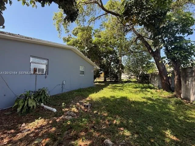 151 NW 164th ST, Miami, FL 33169 photo 6
