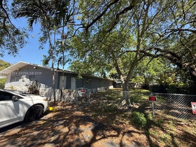 151 NW 164th ST, Miami, FL 33169 photo 8