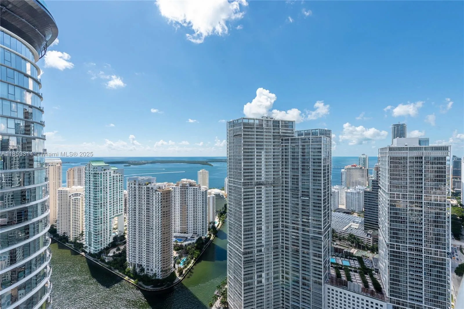 200 Biscayne Boulevard Way # 5101, Miami, FL 33131 photo 3