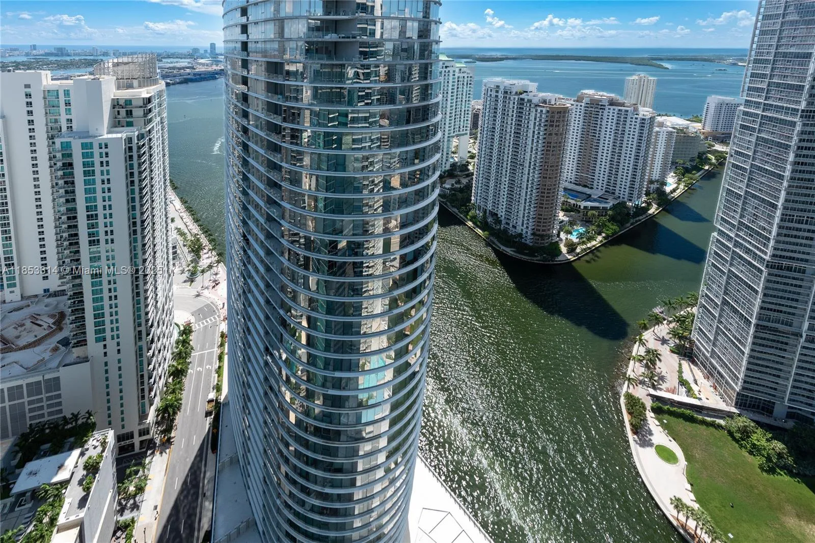 200 Biscayne Boulevard Way # 5101, Miami, FL 33131 photo 4