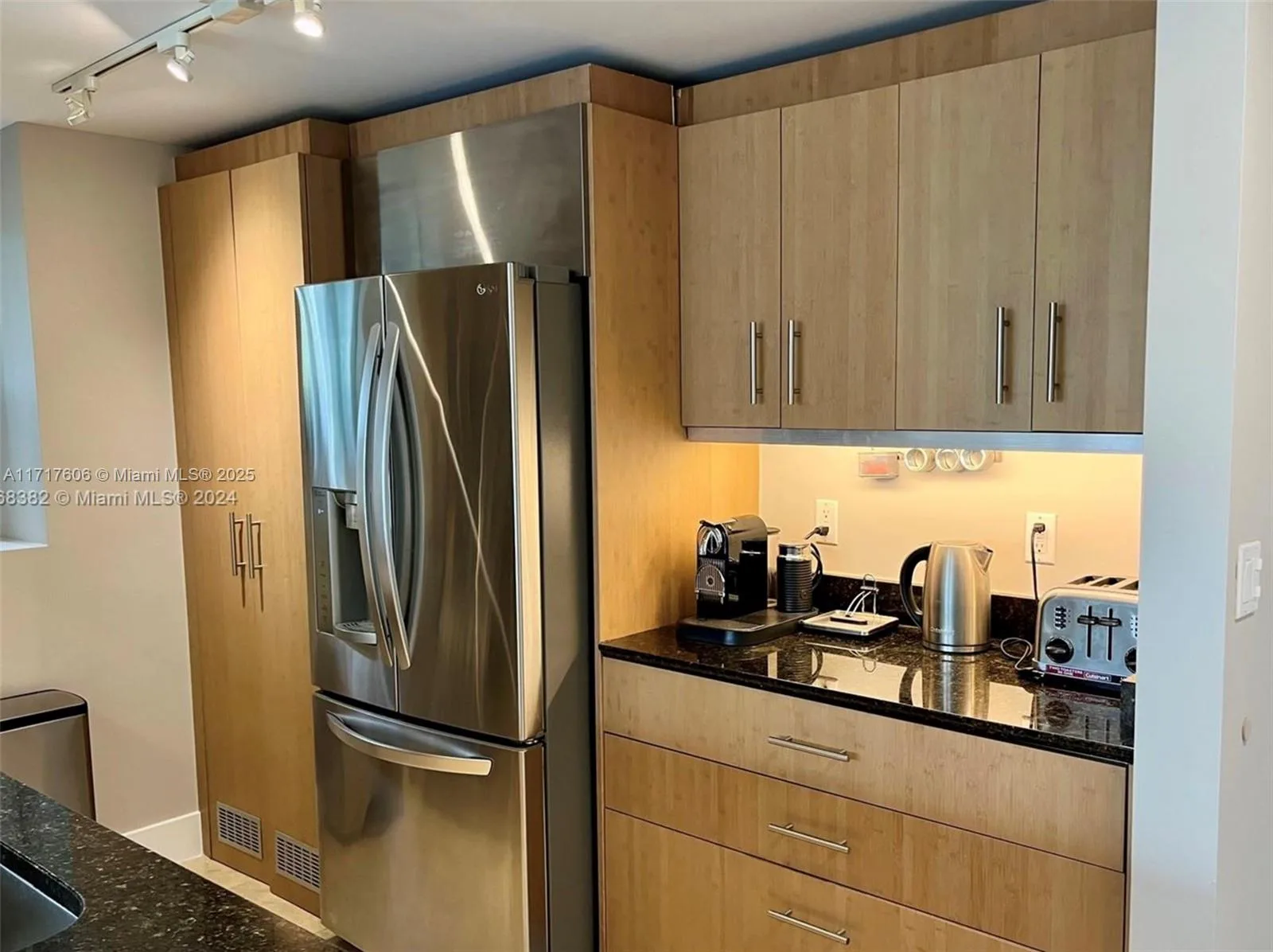 10275 Collins Ave # 331, Bal Harbour, FL 33154 photo 9