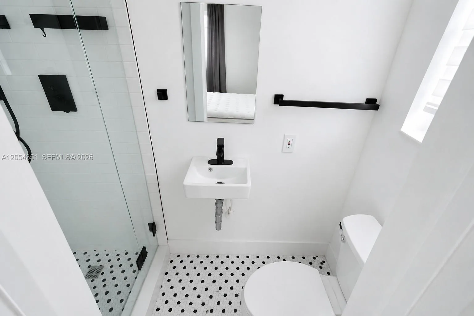 815 W 39th St # 3, Miami Beach, FL 33140 photo 9