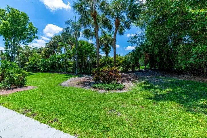 2517 Presidential Way # B, West Palm Beach, FL 33401 photo 10