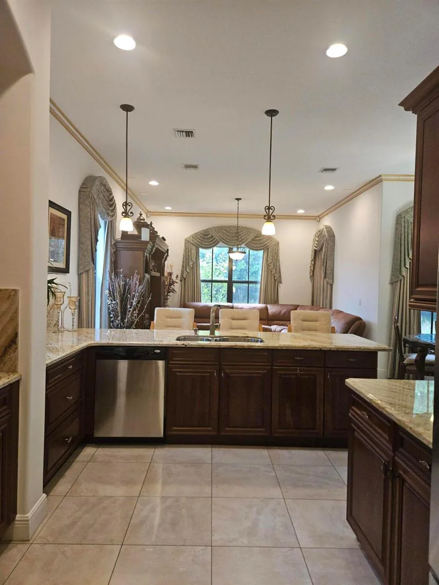 3686 NW 85th Terrace, Cooper City, FL 33024 photo 8