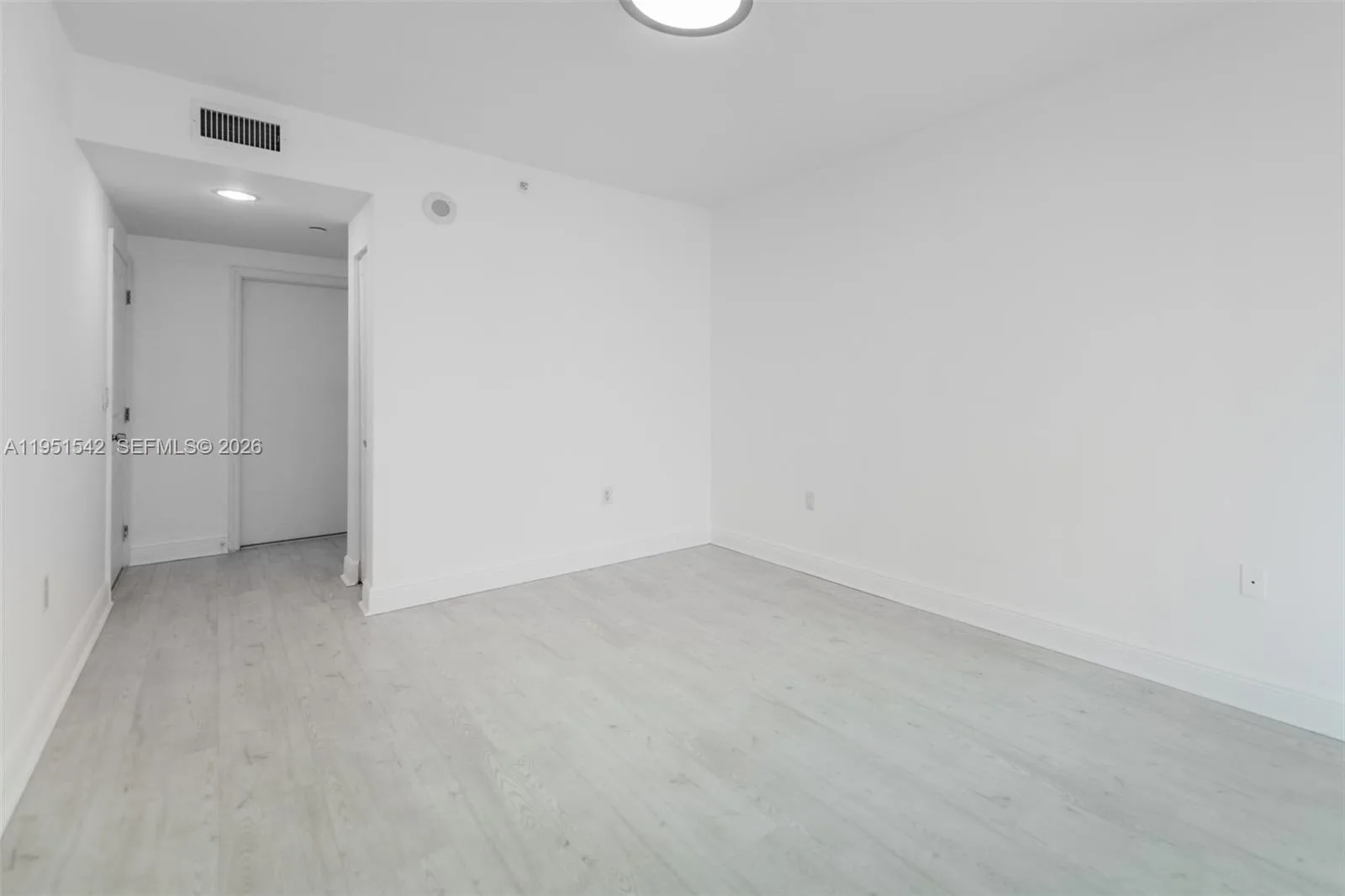 1250 S Miami Ave # 1906, Miami, FL 33130 photo 11