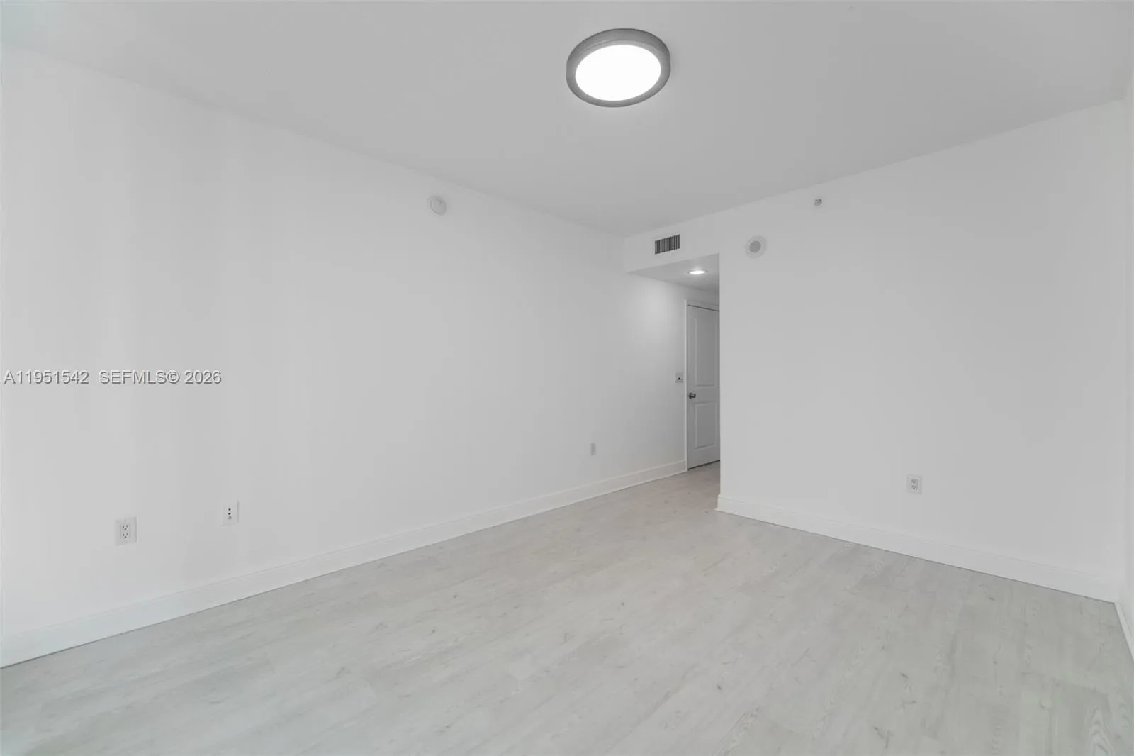 1250 S Miami Ave # 1906, Miami, FL 33130 photo 12