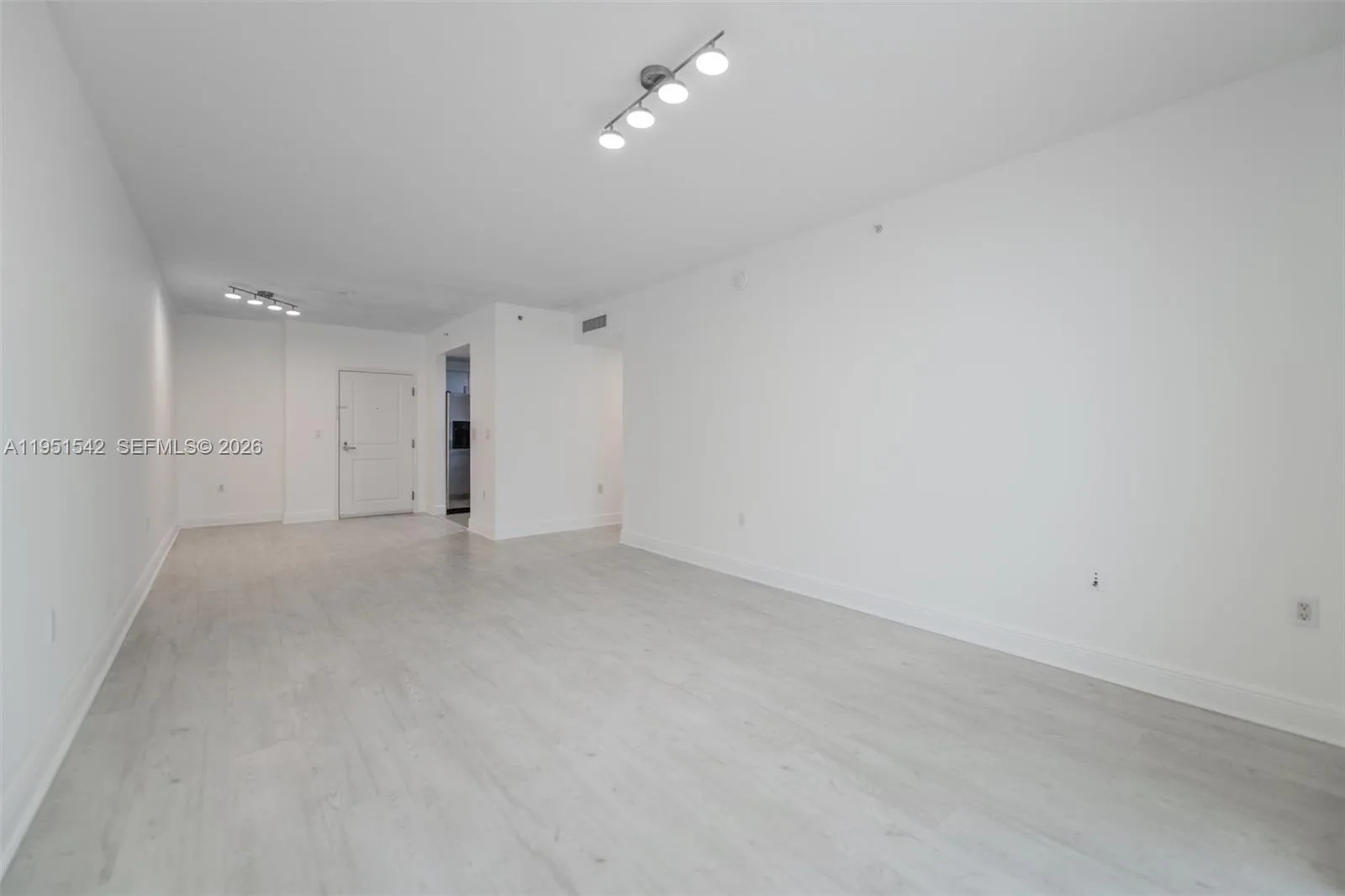 1250 S Miami Ave # 1906, Miami, FL 33130 photo 7