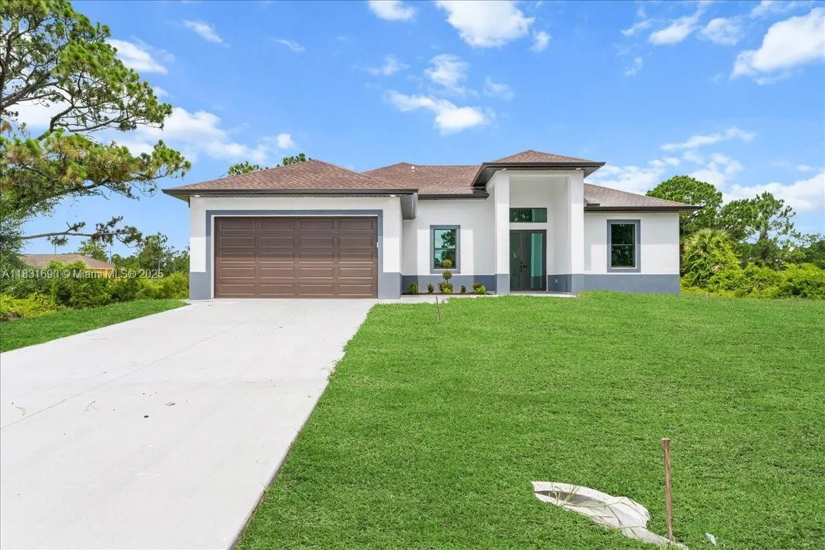 624 Beach Ave S, Lehigh Acres, FL 33974 photo 3