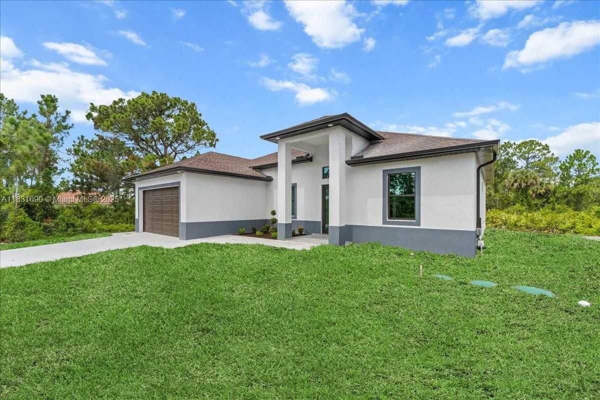 624 Beach Ave S, Lehigh Acres, FL 33974 photo 5