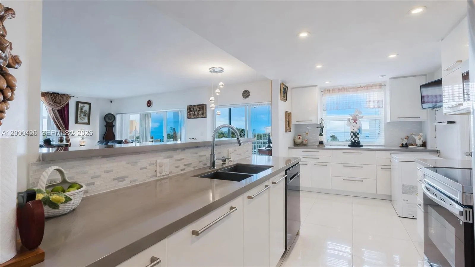 3800 Hillcrest Dr # 411, Hollywood, FL 33021 photo 10