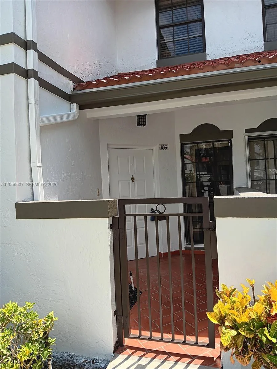 401 SW 158th Ter # 105, Pembroke Pines, FL 33027 photo 2