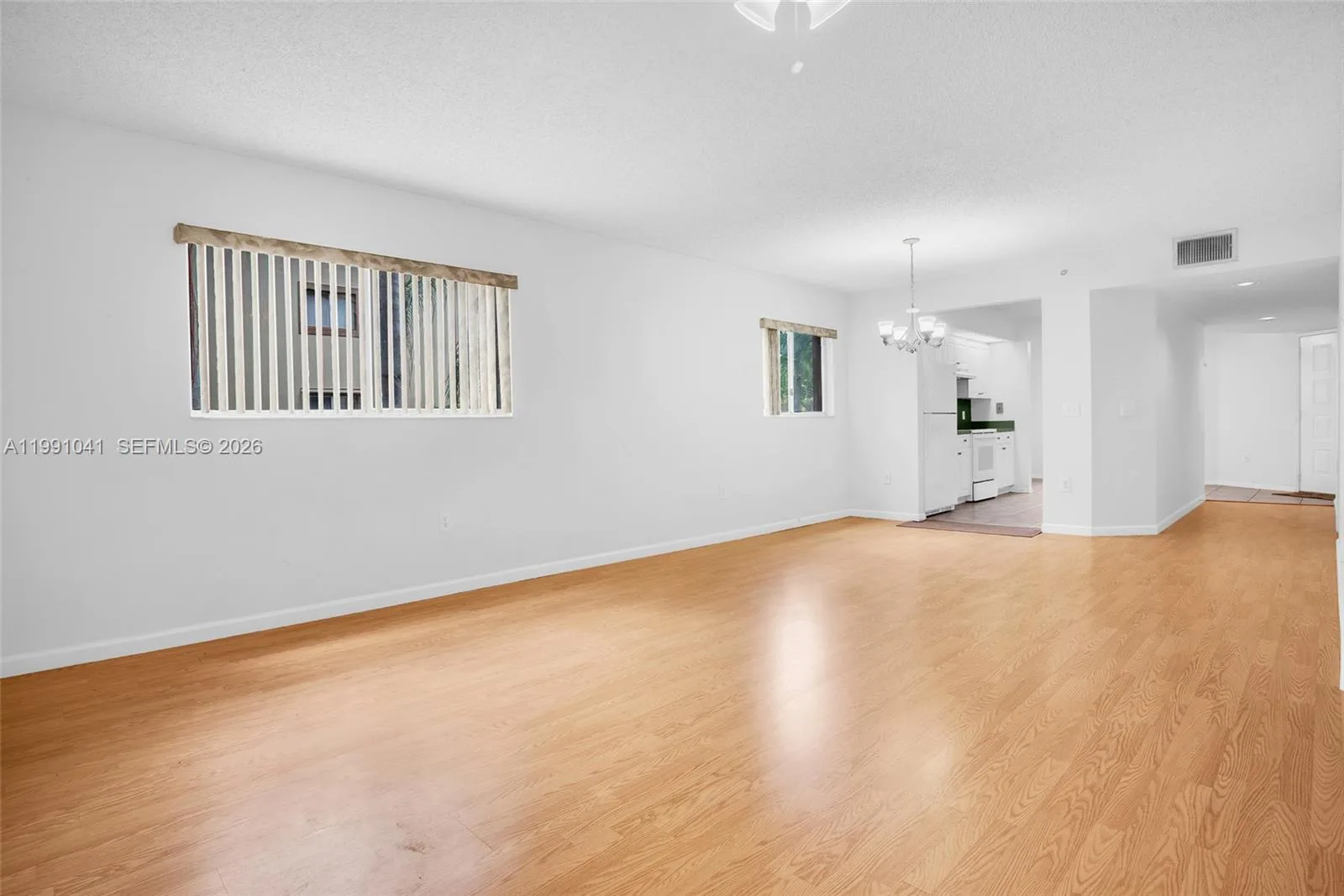 900 SW 142nd Ave # 115L, Pembroke Pines, FL 33027 photo 2