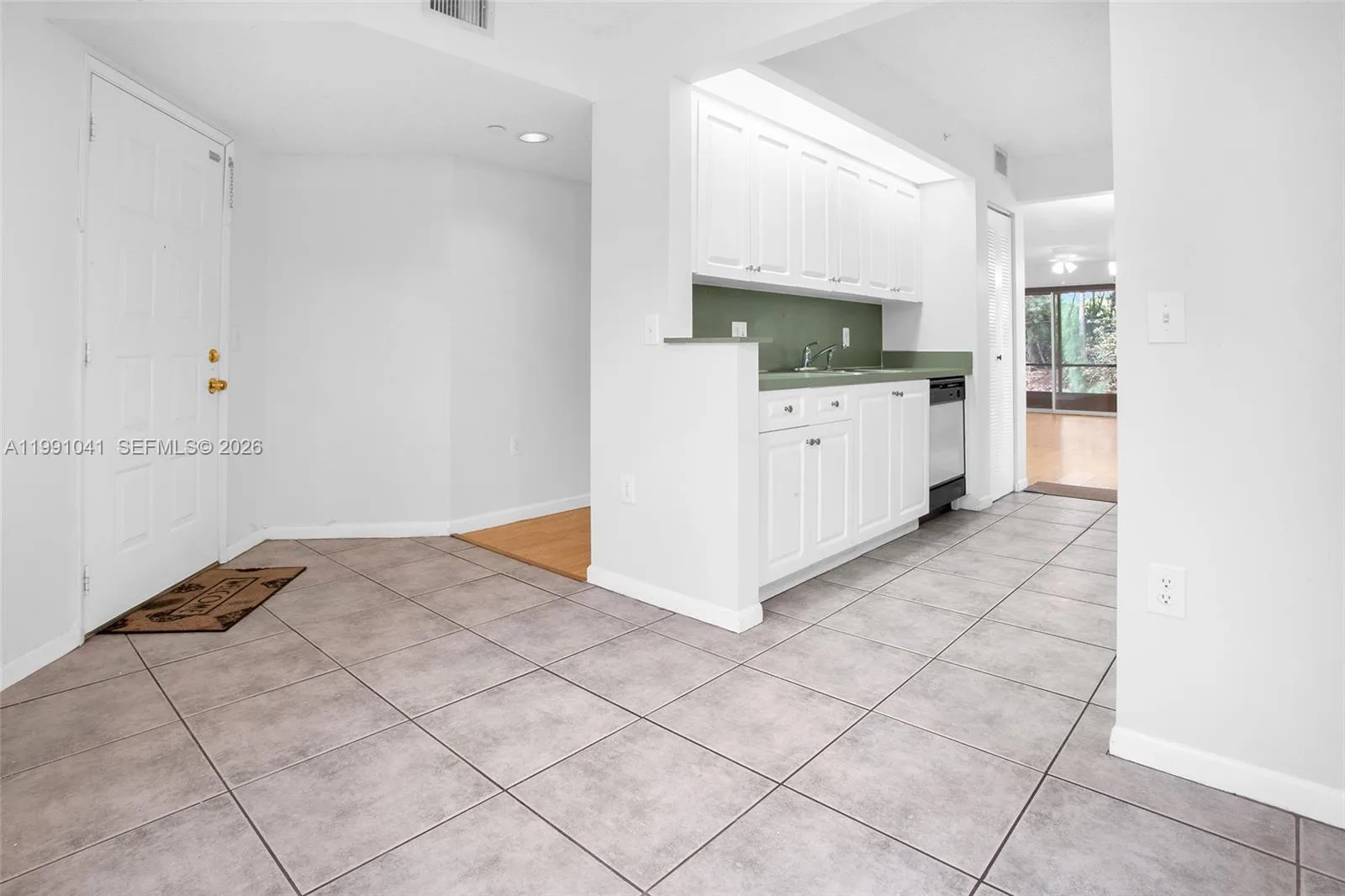 900 SW 142nd Ave # 115L, Pembroke Pines, FL 33027 photo 7