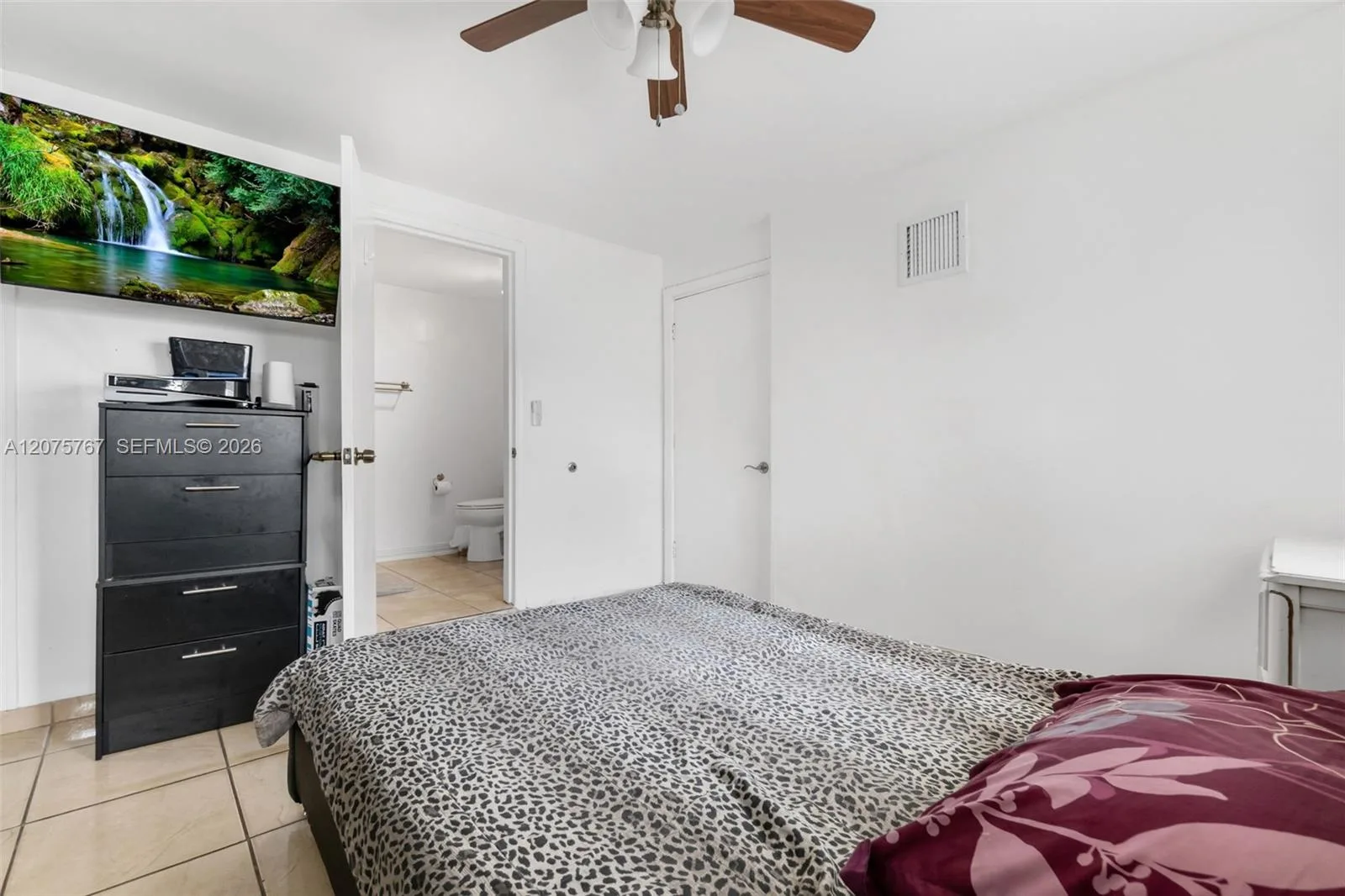 6049 W 14th Ct, Hialeah, FL 33012 photo 13