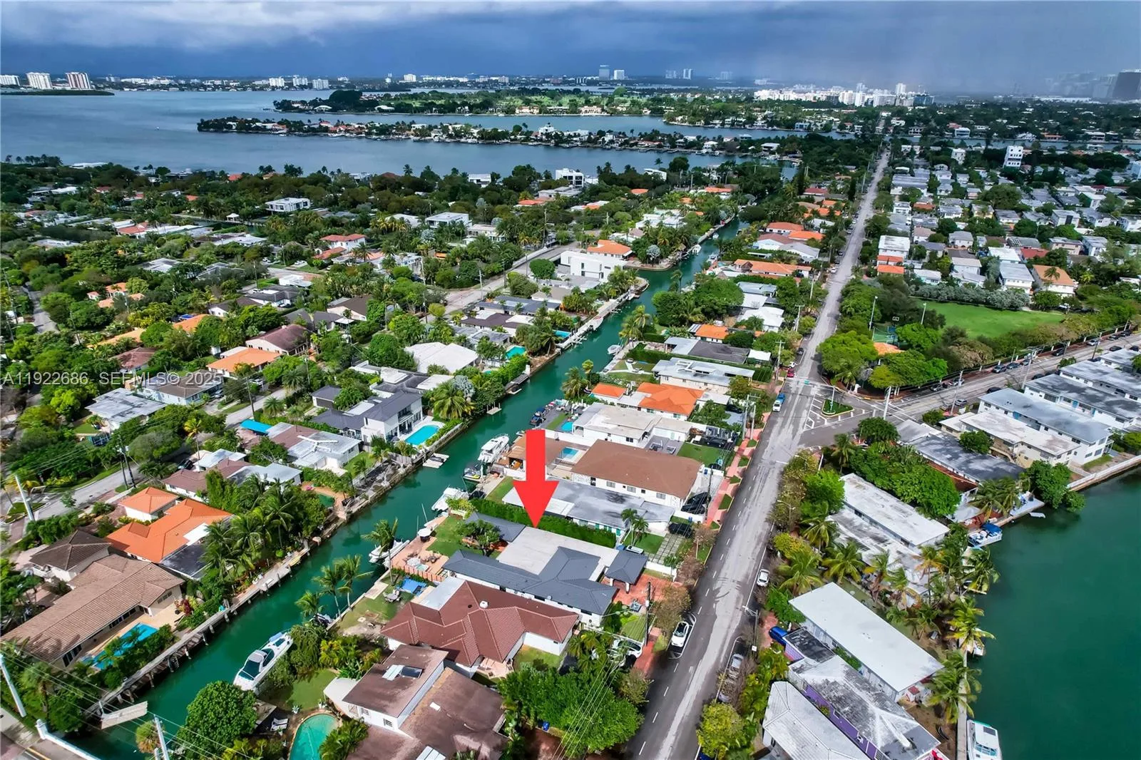 7724 Hawthorne Ave, Miami Beach, FL 33141