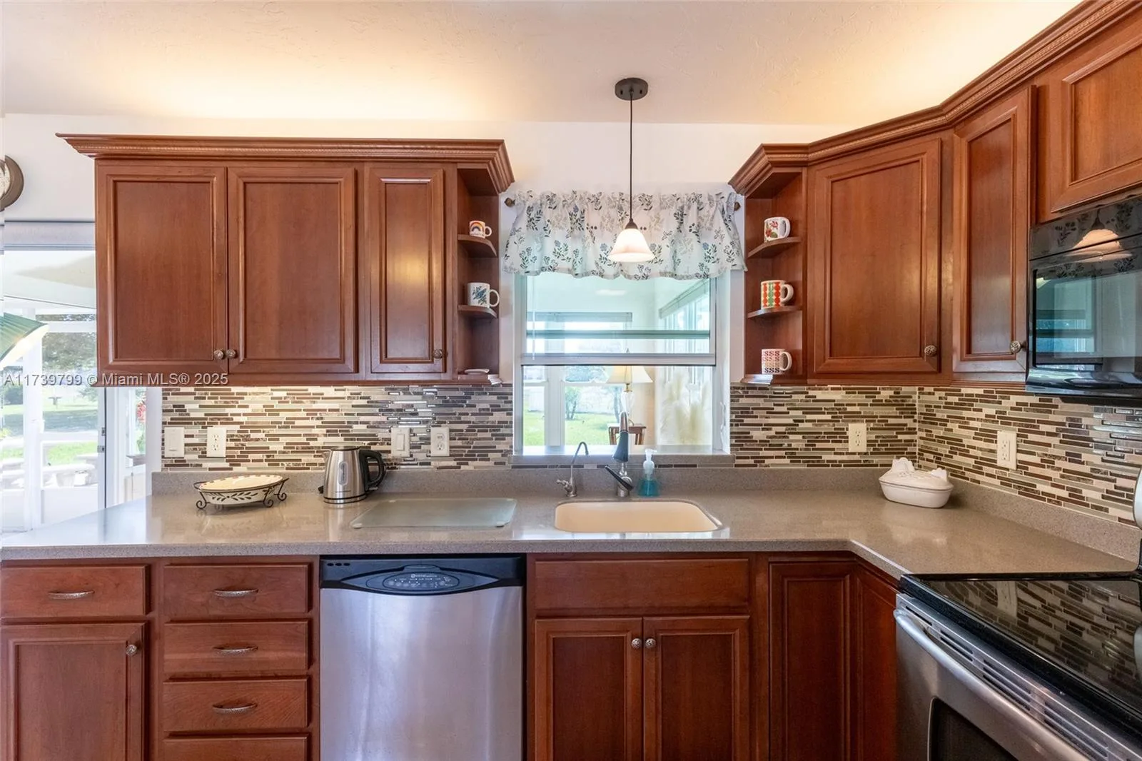 47 Lake Side Trail, Lake Placid, FL 33852 photo 5