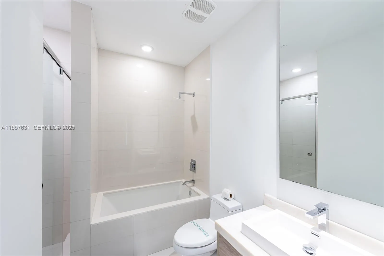 1300 S Miami Ave # PH4909, Miami, FL 33130 photo 5