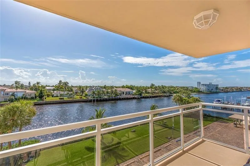 1160 Hillsboro Mile # 305, Hillsboro Beach, FL 33062 photo 2