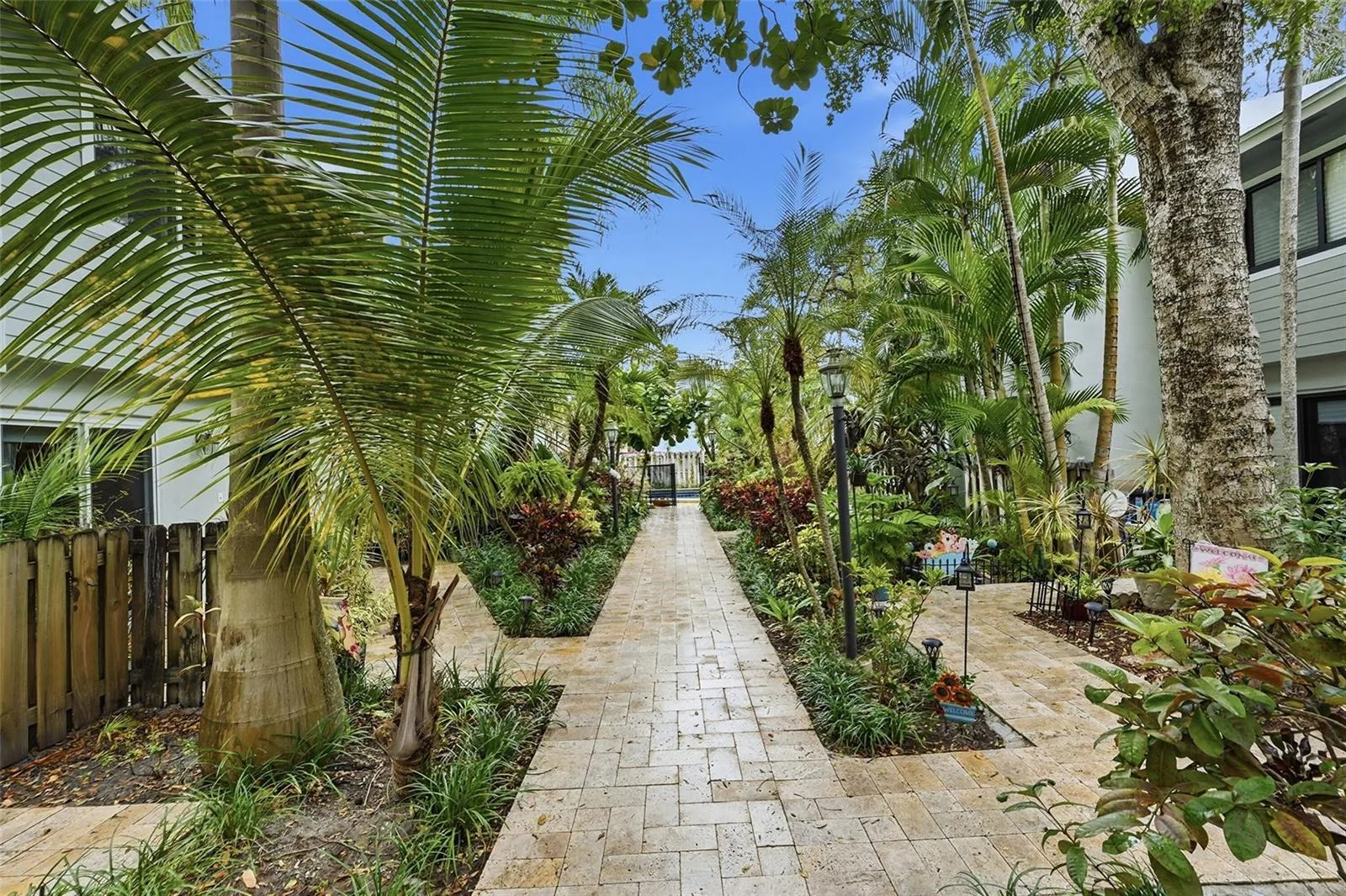 705 NE 1st Street # 2, Fort Lauderdale, FL 33301