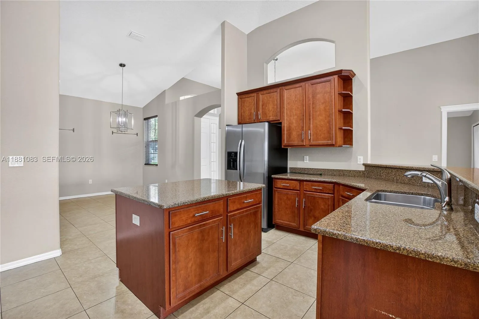 6721 Sparkling Way, Other City - In The State Of Florida, FL 33545 photo 5