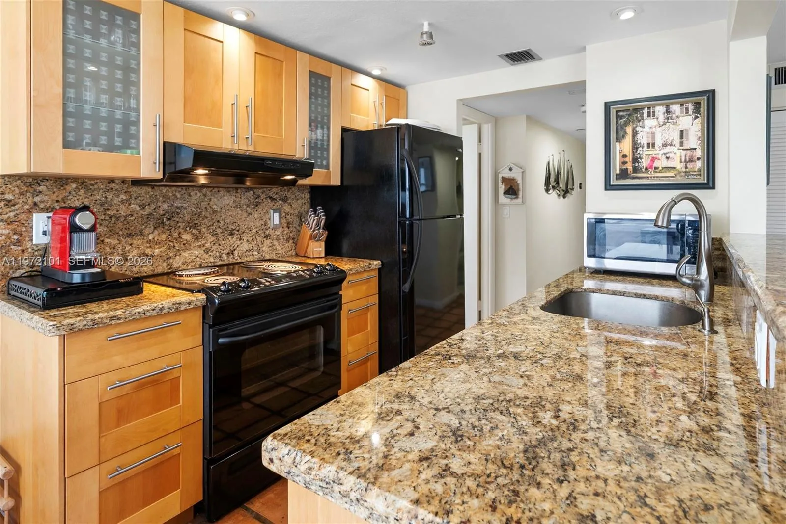 2555 Collins Ave # 1414, Miami Beach, FL 33140 photo 9
