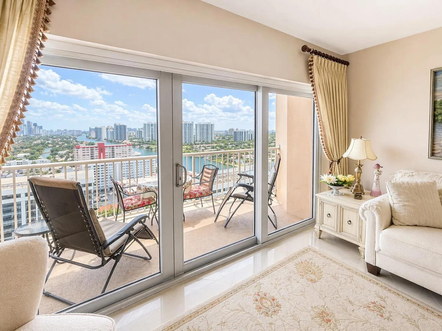 1985 S Ocean Drive # Phc, Hallandale Beach, FL 33009