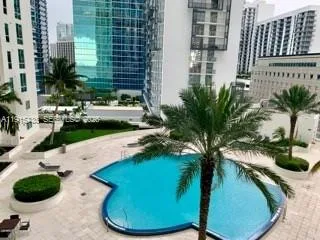 300 S Biscayne Blvd # T-1509, Miami, FL 33131