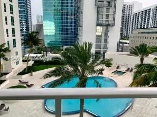 300 S Biscayne Blvd # T-1509, Miami, FL 33131 photo 2