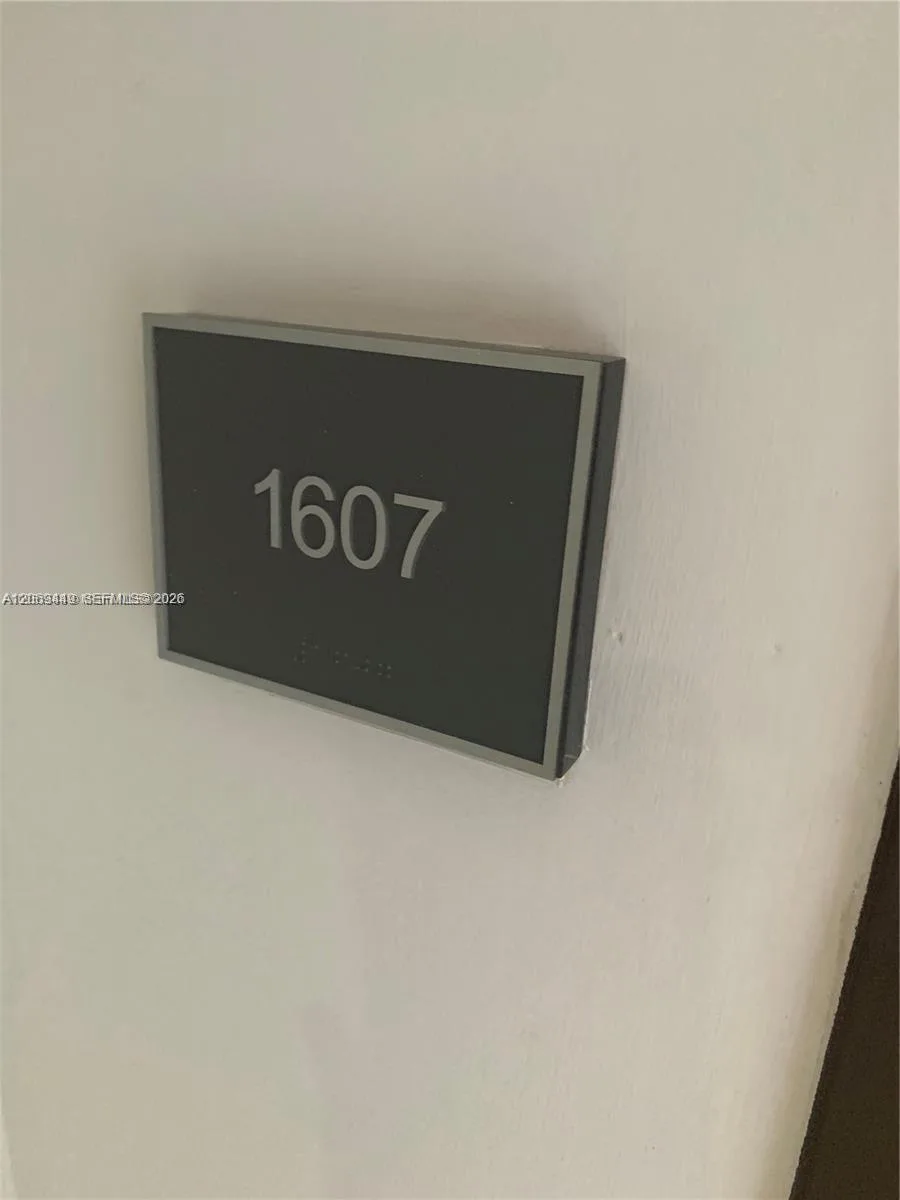1830 S Ocean Dr # 1607, Hallandale Beach, FL 33009