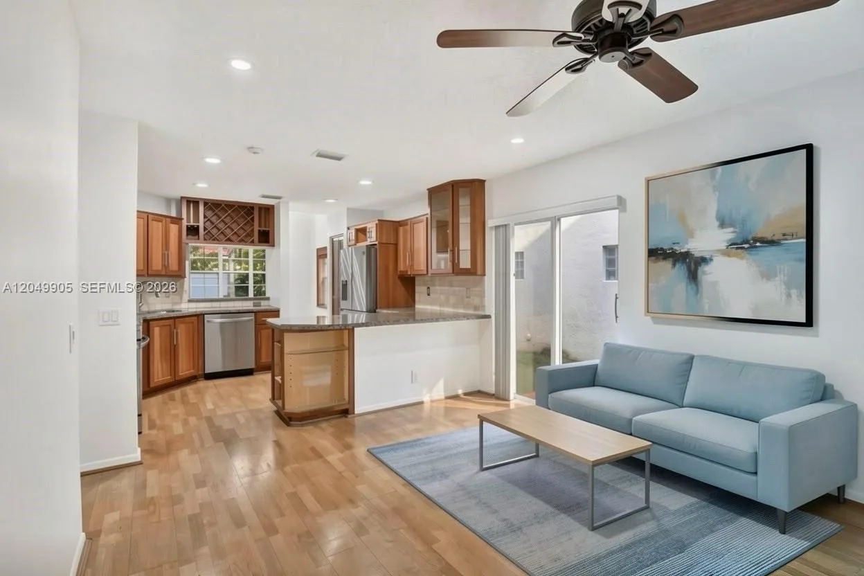 1485 Seabay Rd, Weston, FL 33326