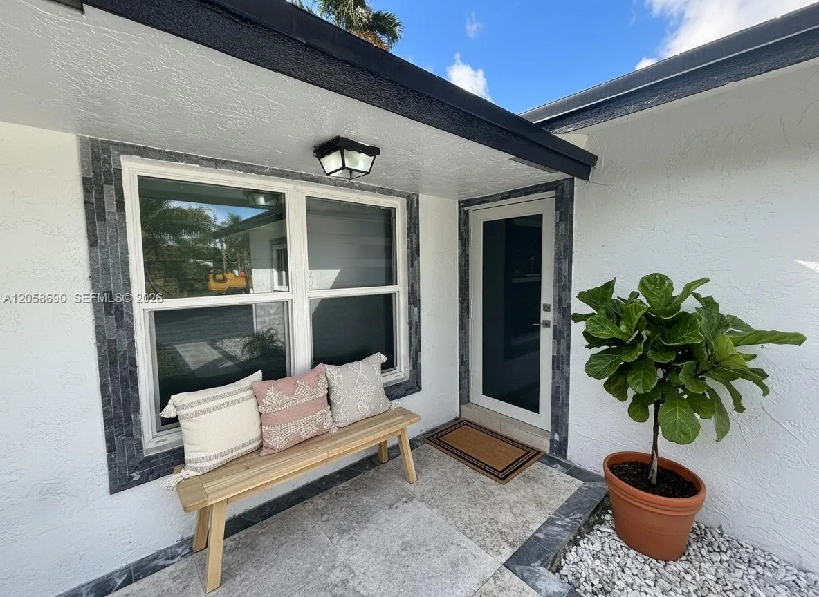 2900 SW 16th St, Fort Lauderdale, FL 33312 photo 3