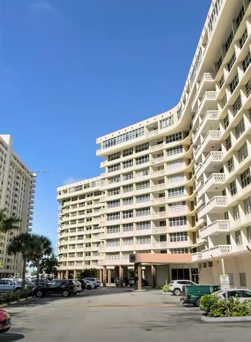 1817 S Ocean Dr # 221, Hallandale Beach, FL 33009