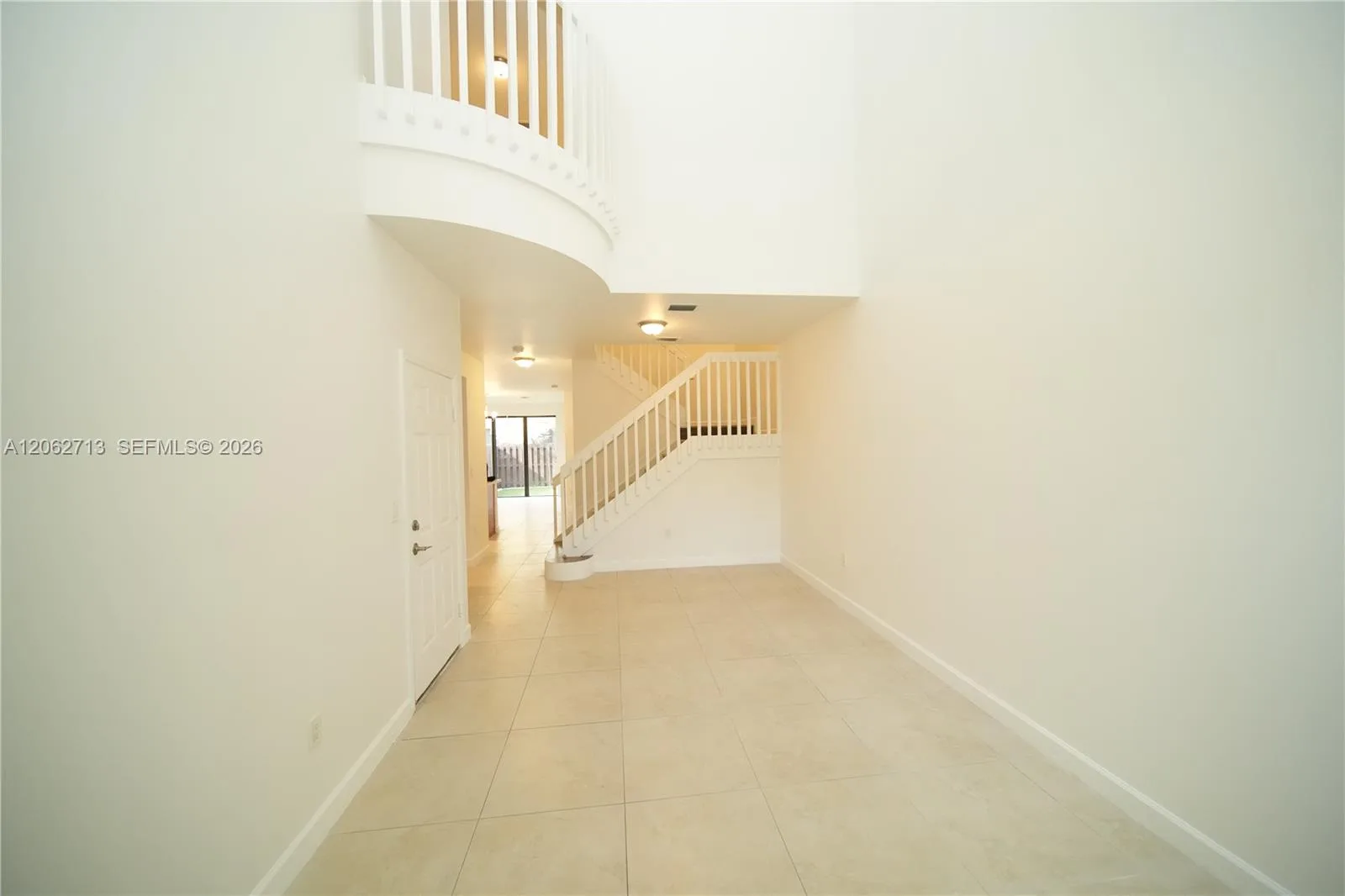 10440 NW 61st Ln, Doral, FL 33178 photo 2