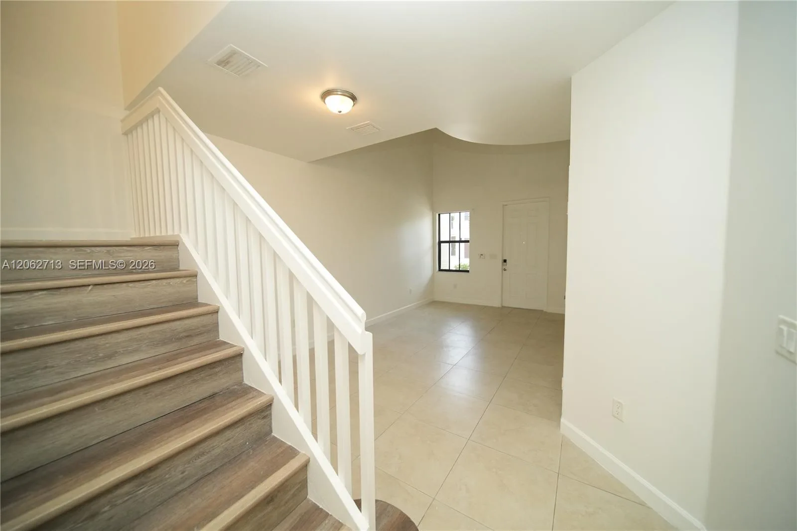 10440 NW 61st Ln, Doral, FL 33178 photo 4