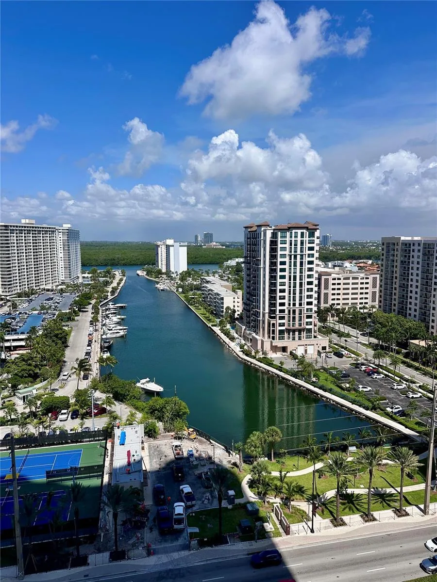 15811 Collins Ave # 1505, Sunny Isles Beach, FL 33160