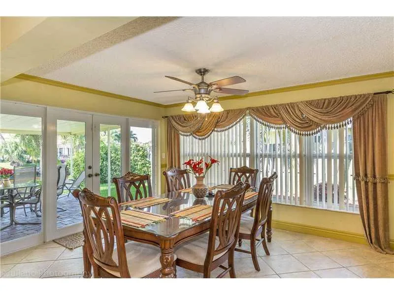 160 SE 12th Street, Pompano Beach, FL 33060 photo 5
