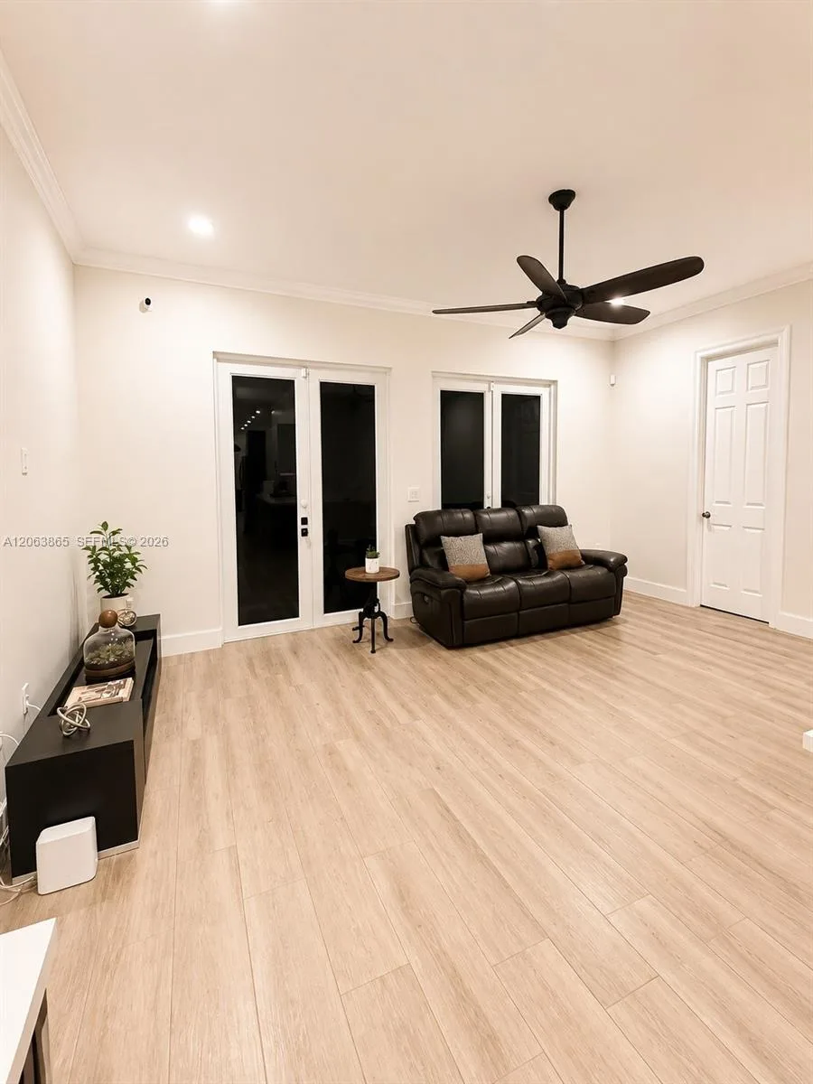 11845 SW 3rd St, Miami, FL 33184 photo 6