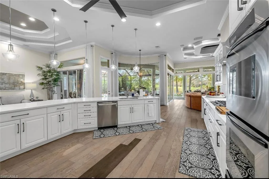2721 Olde Cypress Drive, Naples, FL 34119 photo 10
