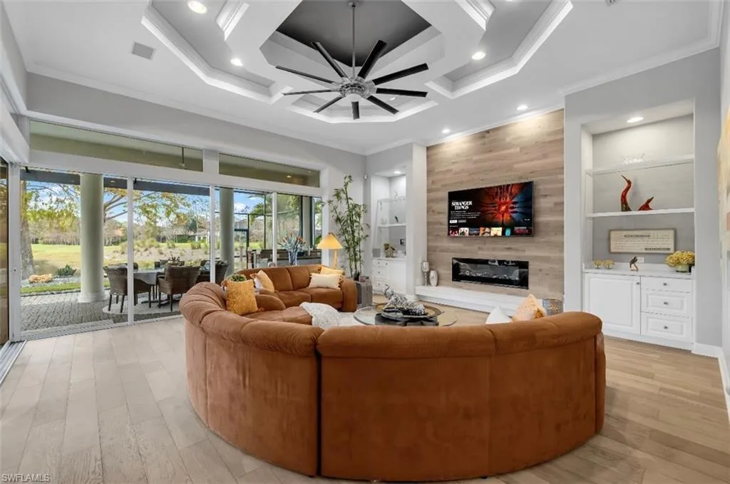 2721 Olde Cypress Drive, Naples, FL 34119 photo 7