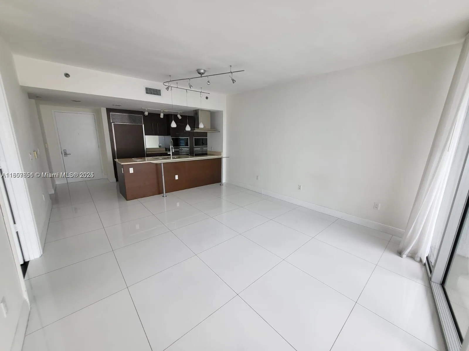 485 Brickell Ave # 4103, Miami, FL 33131 photo 5