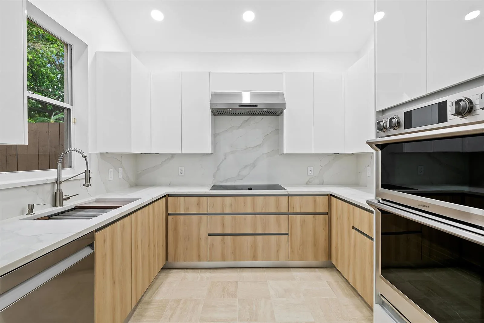 2480 NW 66TH Drive, Boca Raton, FL 33496 — zdjęcie 2
