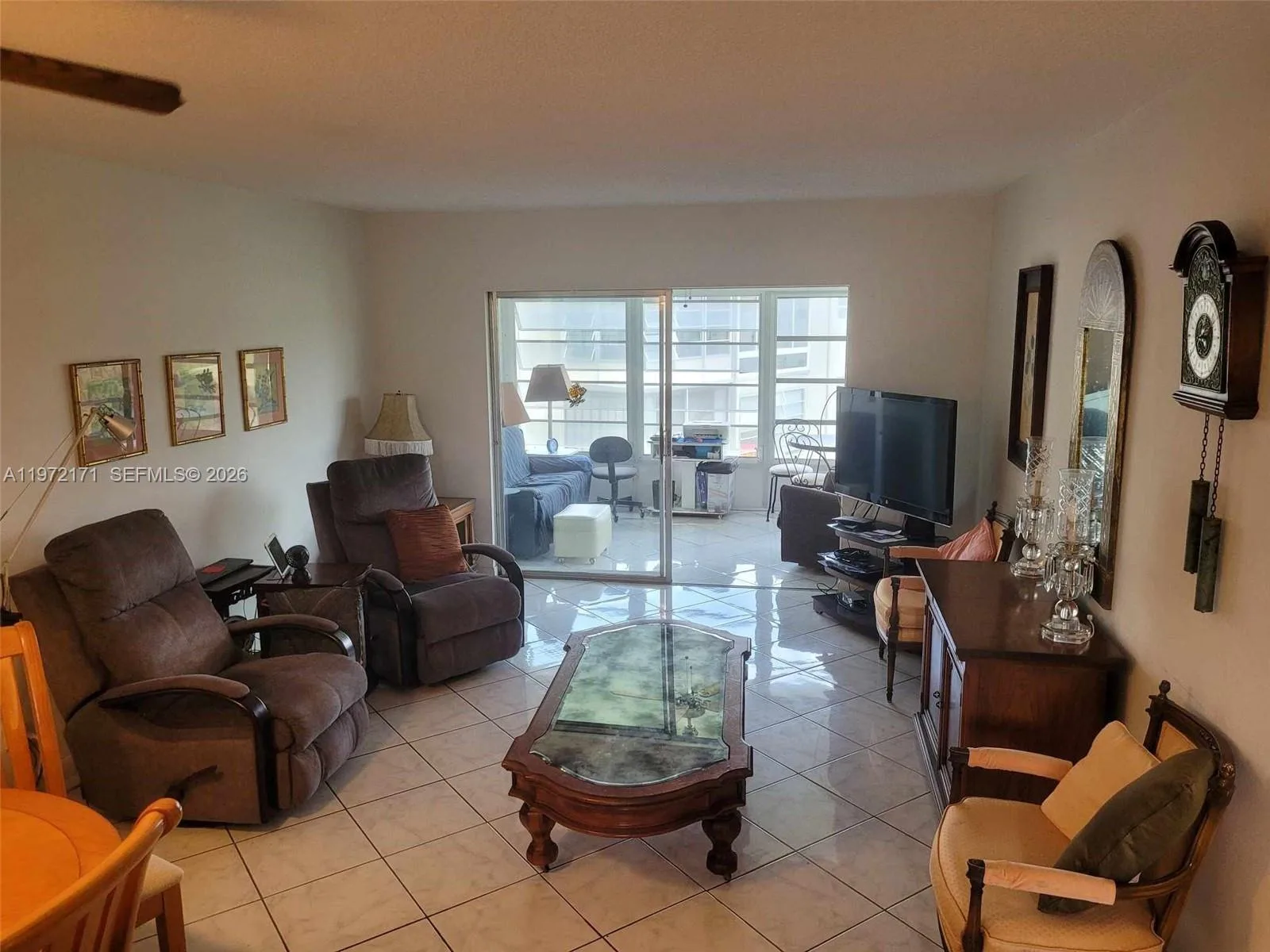 4801 NW 34th St # 602, Lauderdale Lakes, FL 33319 photo 5